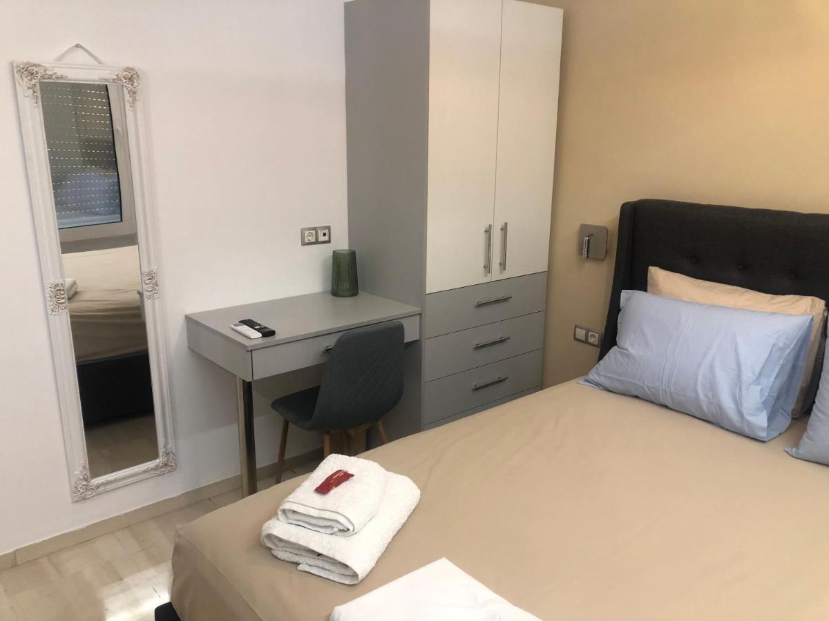Royal Red Suite No 1, Piraeus Port Eksteriør bilde